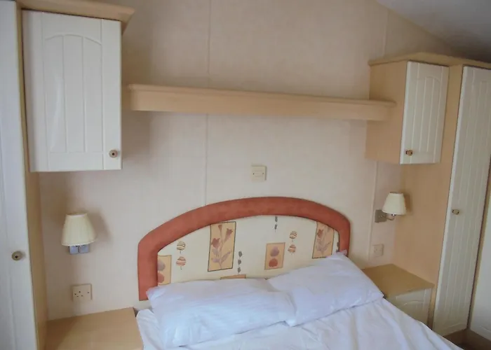 Sealands Salisbury Sl 6 Berth Central Heated Free Wifi